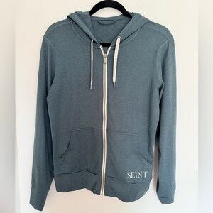 Vuori Women’s Halo Performance Hoodie 2.0 in Lake Heather-Size Small